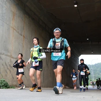 Runner Photo 8912640
