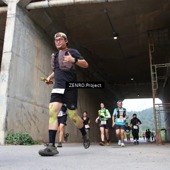 Runner Photo 8912641