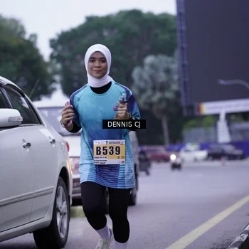 Runner Photo 8912643