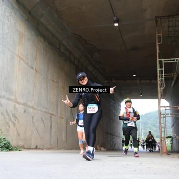 Runner Photo 8912653