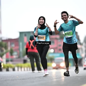 Runner Photo 8912656