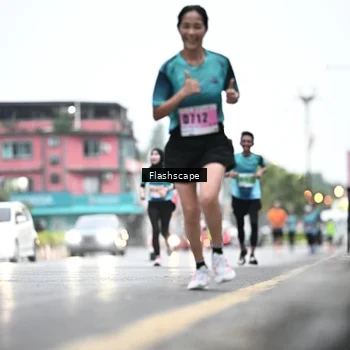Runner Photo 8912658