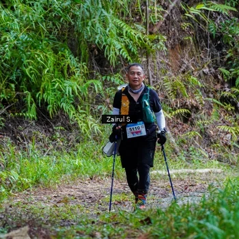 Runner Photo 8912673