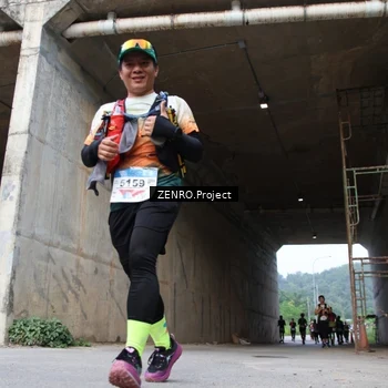Runner Photo 8912679