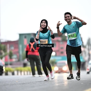 Runner Photo 8912694