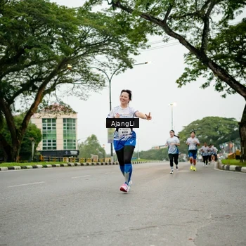 Runner Photo 8912703