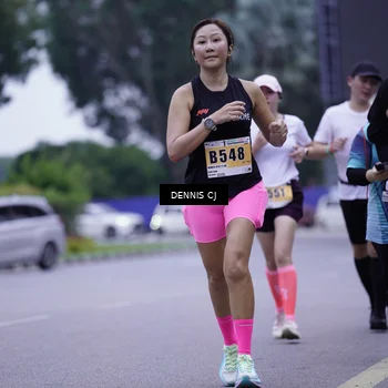 Runner Photo 8912763