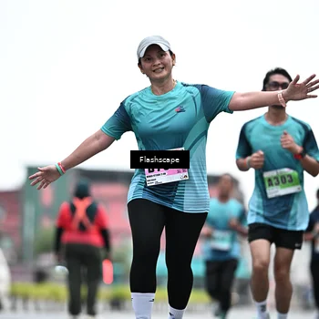 Runner Photo 8912794