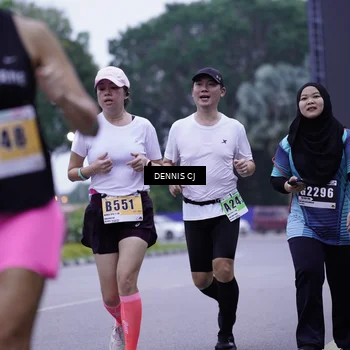 Runner Photo 8912802