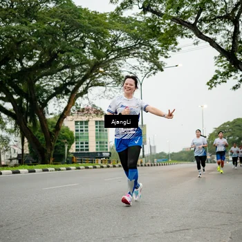 Runner Photo 8912803