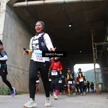 Runner Photo 8912805