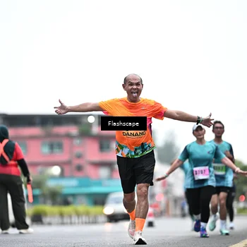 Runner Photo 8912809