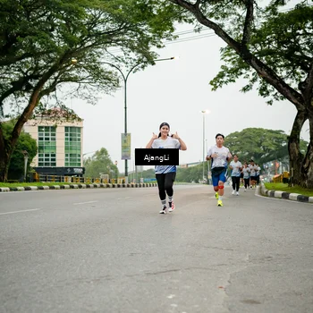 Runner Photo 8912819
