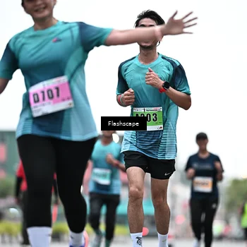 Runner Photo 8912822