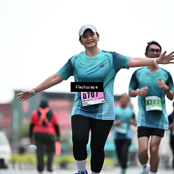 Runner Photo 8912830
