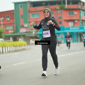 Runner Photo 8912842