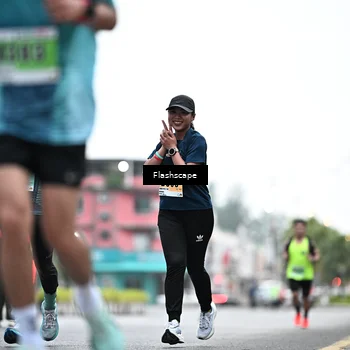 Runner Photo 8912843