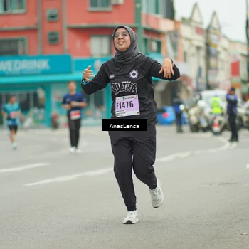 Runner Photo 8912846