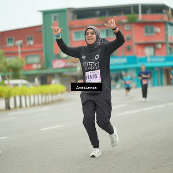 Runner Photo 8912847