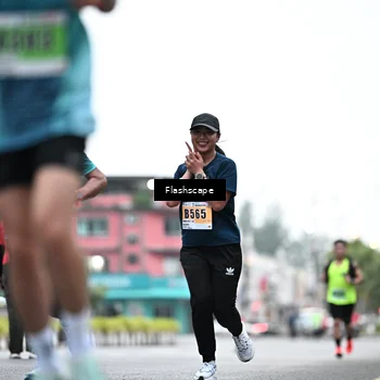 Runner Photo 8912856