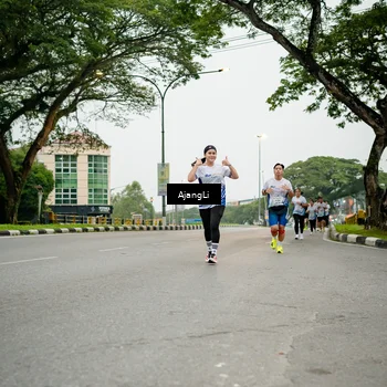 Runner Photo 8912881