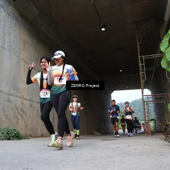 Runner Photo 8912883