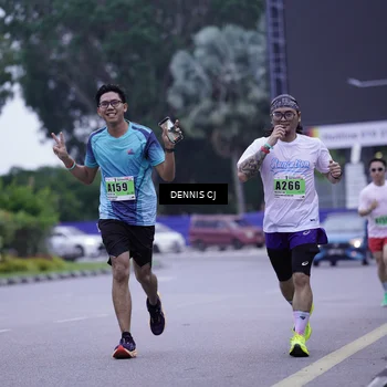 Runner Photo 8912886