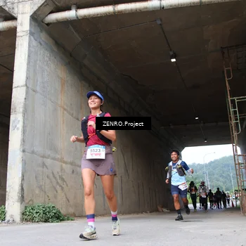Runner Photo 8912900