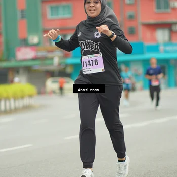 Runner Photo 8912902