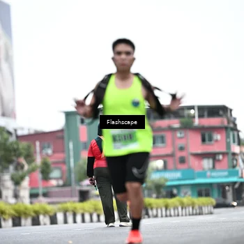 Runner Photo 8912967