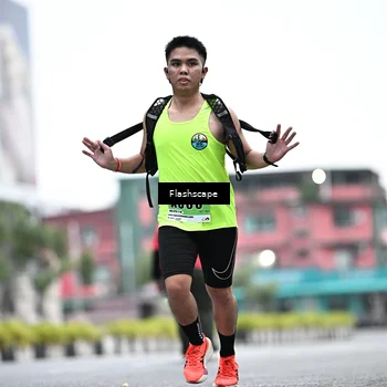 Runner Photo 8912970