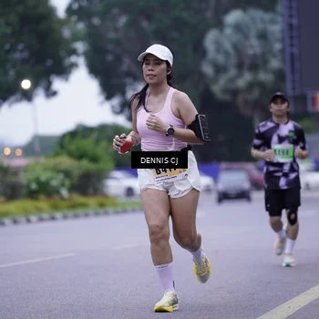 Runner Photo 8912974