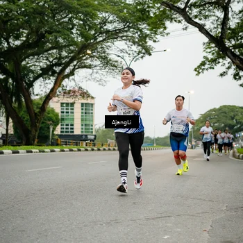 Runner Photo 8912986