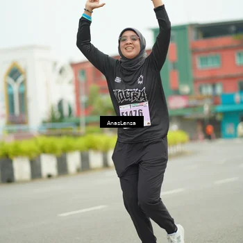 Runner Photo 8912991