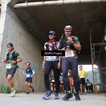 Runner Photo 8912997