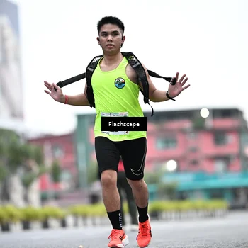 Runner Photo 8912998