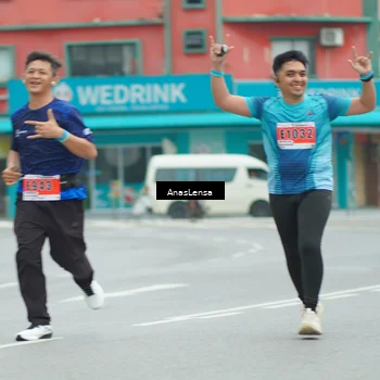 Runner Photo 8913003
