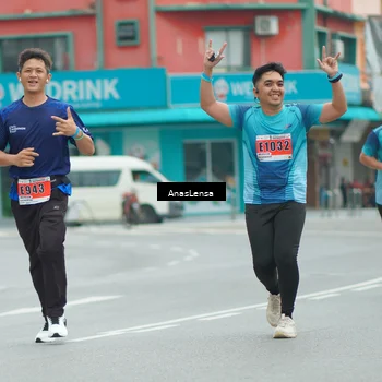 Runner Photo 8913005