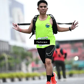 Runner Photo 8913006