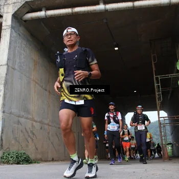 Runner Photo 8913020