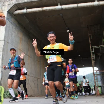 Runner Photo 8913021