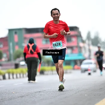 Runner Photo 8913034