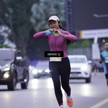 Runner Photo 8913053