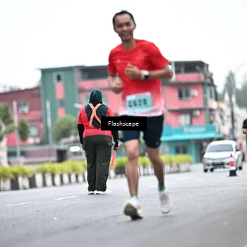 Runner Photo 8913057