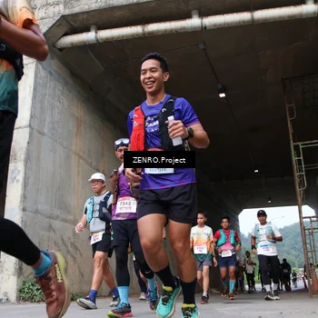 Runner Photo 8913066