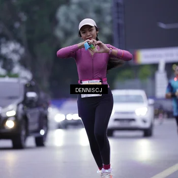 Runner Photo 8913071