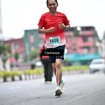 Runner Photo 8913076