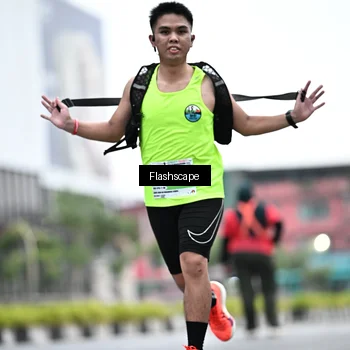 Runner Photo 8913077