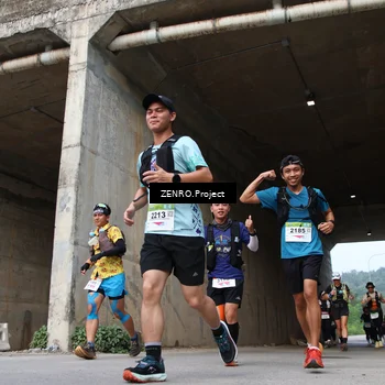 Runner Photo 8913095