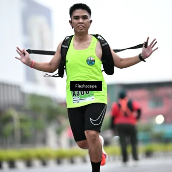 Runner Photo 8913101